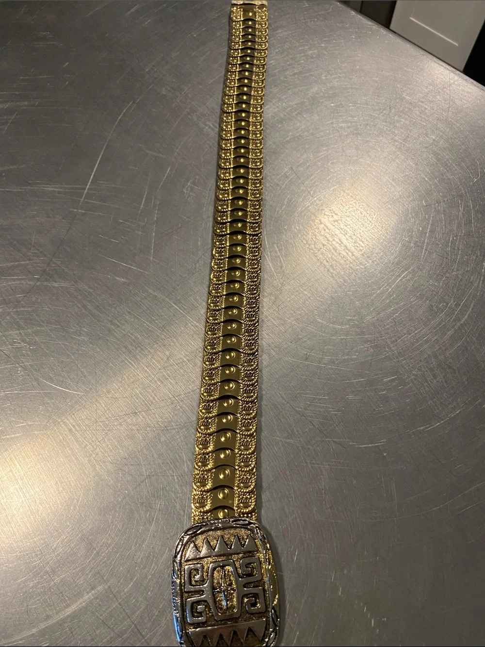 Vintage Gold tone stretchable metal belt
